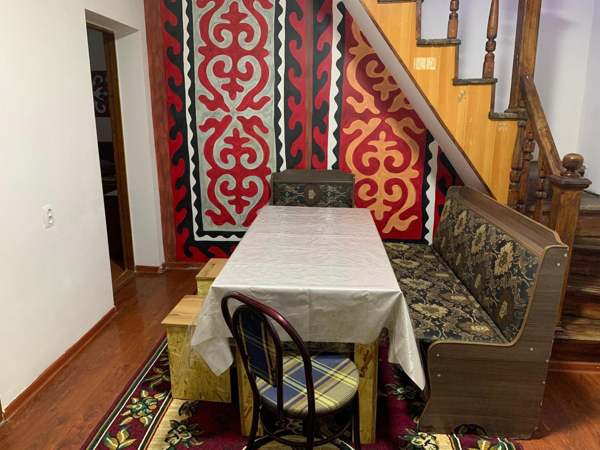 Bozui Hostel 비슈케크 외부 사진